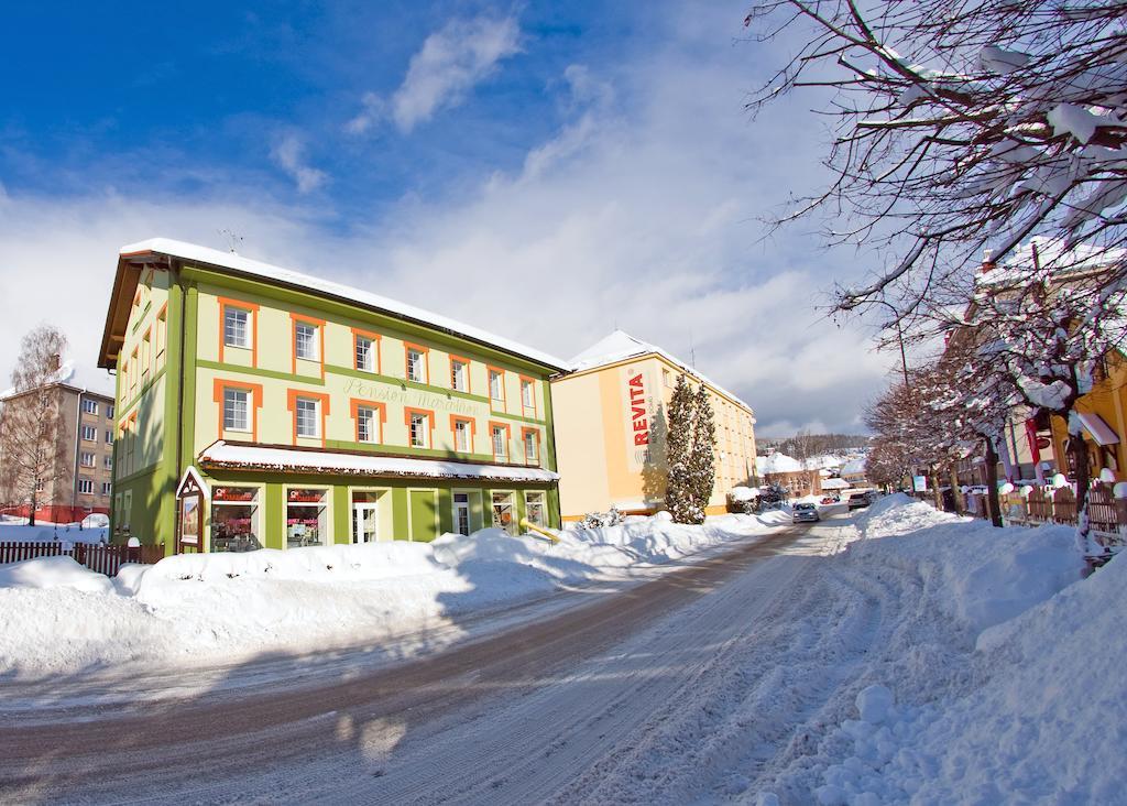Pension Marathon Врхлаби Экстерьер фото