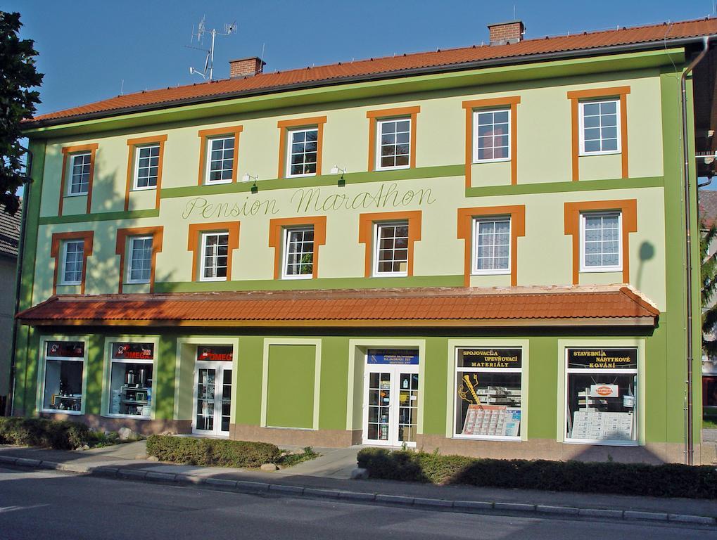 Pension Marathon Врхлаби Экстерьер фото